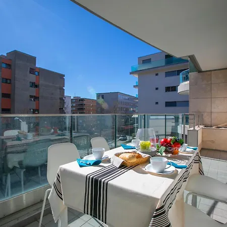 Prestige Du 27 - Happy Apartament